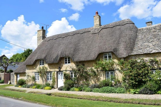 2-Day Stonehenge, Cotswolds, Bath and Oxford Private Tour from Southampton - Cotswolds evening base: Burford, and your own hotel plan