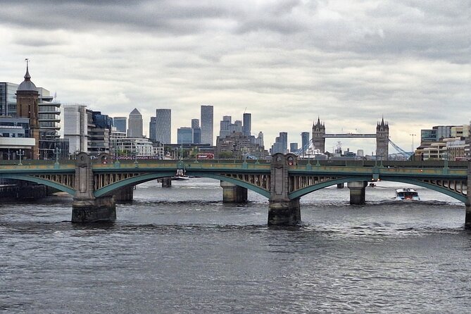 2 Hour Big Ben to Borough Market Walking Tour - City of London and St Paul’s: Roman beginnings to dome views