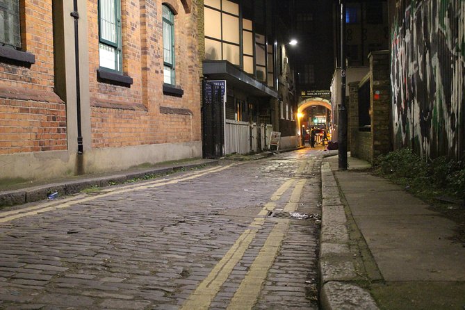 2-Hour Jack the Ripper Small Group Walking Tour in London - Where you start and where you finish, and why it matters