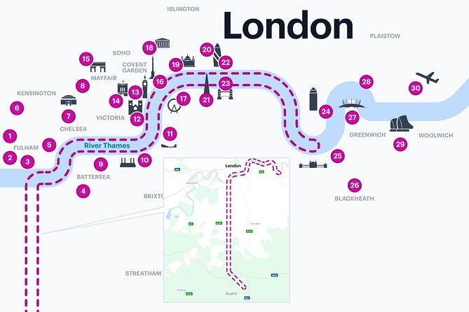 35 minute London Sightseeing Flight for 2 with Champagne - A private 35-minute helicopter ride for two, with champagne built in
