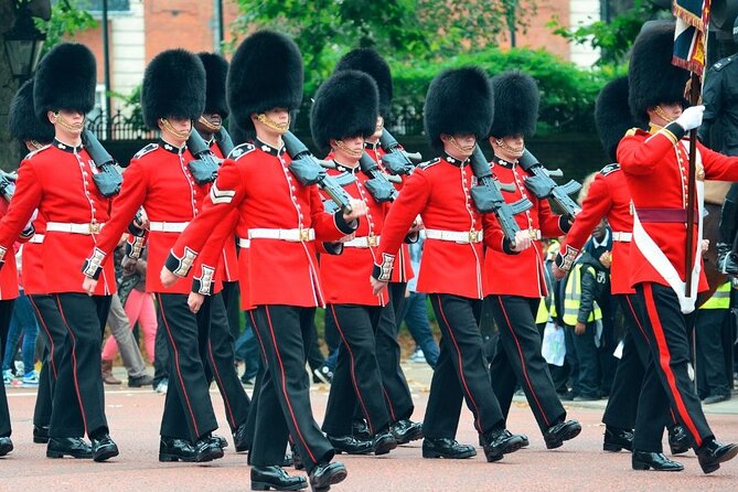 4-Hour Private Guided Tour of London on a Classic Itinerary - Big Ben and the Palace of Westminster, Storytelling Without Going Inside