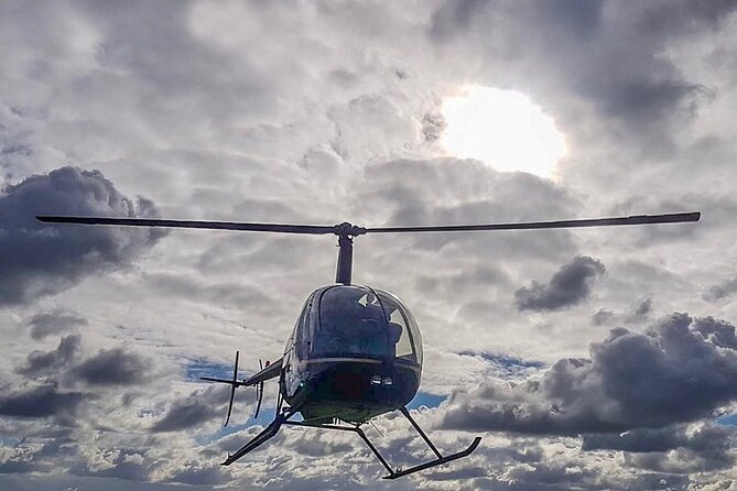 40 minute Helicopter Explorer Trial Lesson - EBG Helicopters in Redhill, Surrey: The Value in 45 Minutes