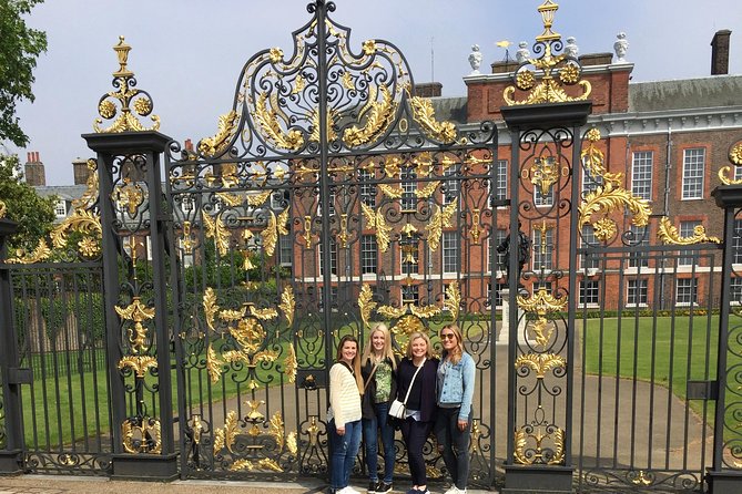 6 hour London Private Tour, with your own Black Cab Tour Guide - Houses of Parliament and Westminster Abbey: where Britain tells its official story