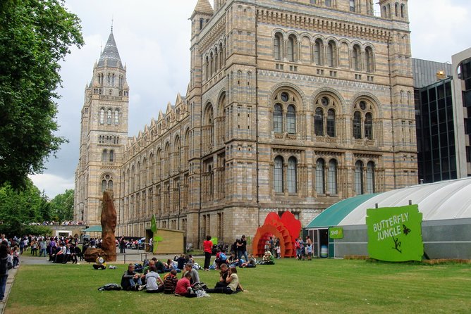 A Day at the Museum - Natural History Museum London - Museum in 3 hours: what you will actually cover