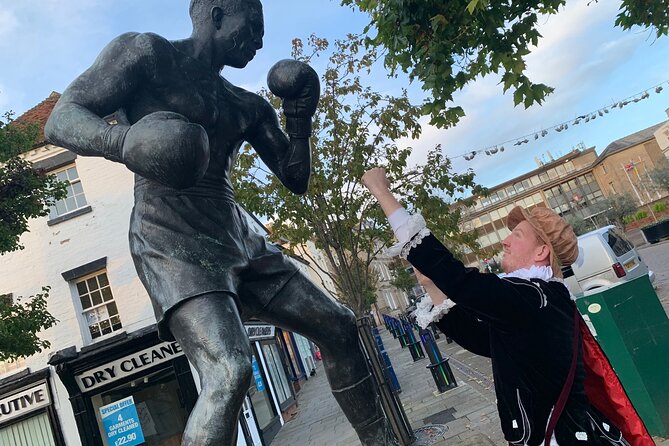A Historical tour of Warwick with Queen Elizabeth's Secret Lover - Key things I’d make sure you notice