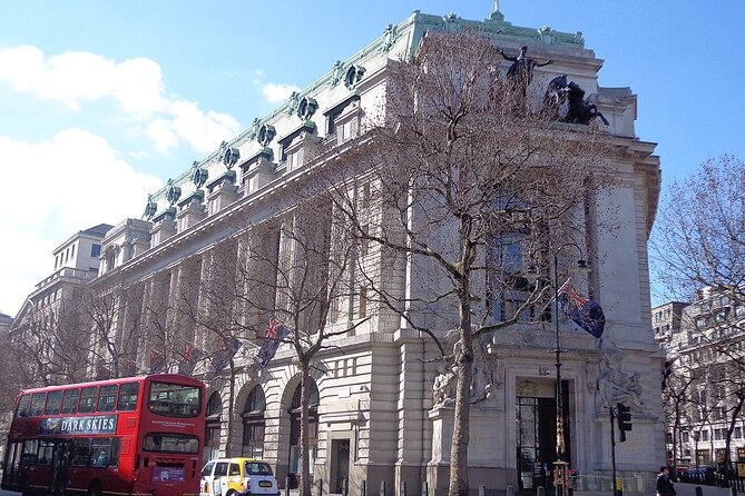 A Muggle's Guide to Harry Potter Walking Tour in London - The places you pass that add up to a London orientation