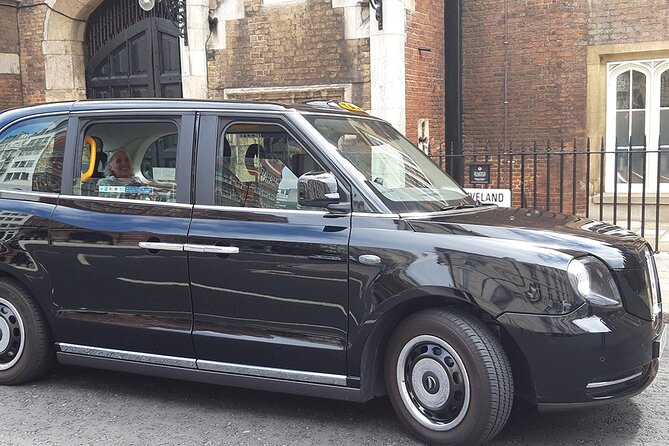 A Royal London Private Taxi Tour - What Makes the Guides Stand Out in Real Life