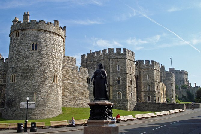 Afternoon Trip London to Windsor Castle - The drive to Windsor Castle: comfortable most days, not guaranteed