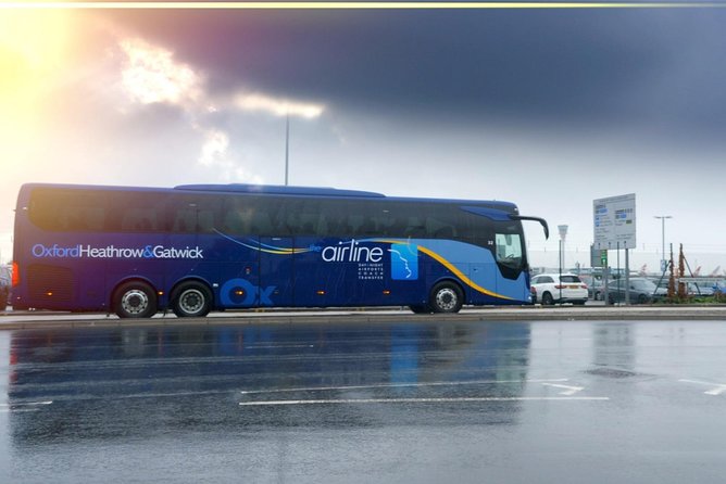 Airport Coach Service from Oxford to Heathrow - Booking and Boarding: Mobile Ticket, Show Up Ready