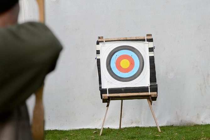 Archery Session - One Hour - Facilities on site: comfort counts for an outdoor activity