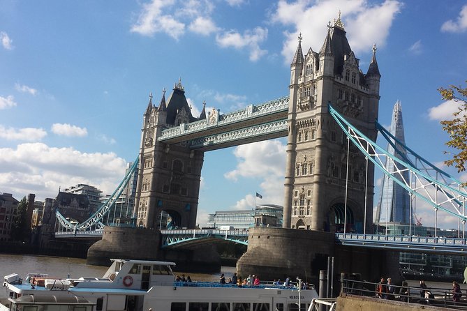 Arrival, Departure or Round Trip Private Transfer: Central London to Southampton Cruise Port - What it feels like in the car: punctuality, contact, and driver style