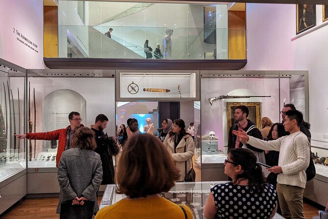 Ashmolean Museum Tour - by Uncomfortable Oxford™ - Colonialism and repatriation: how the museum frames today