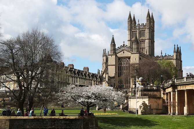 Bath Private Family Tour With Bath University Guide - Assembly Rooms (10 minutes) and The Circus (free photo time)