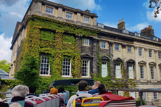 Bath Tootbus Hop-on Hop-off Sightseeing Bus Tour - Audio headsets and narration quality: what to expect