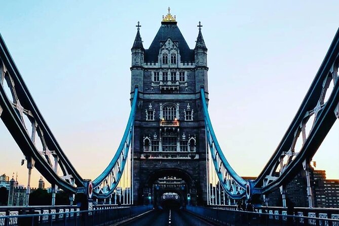 Best of London Walking Tour - 3 Hours, Small Group max 10 people - Guides who tell stories and answer questions, not just facts