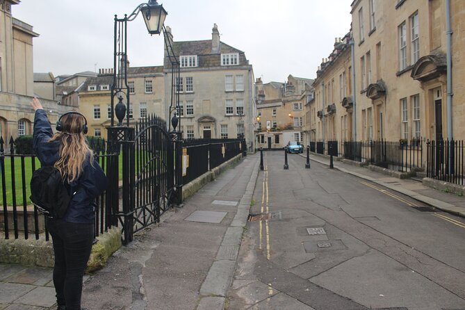 Bridgerton Tour and Bath City Highlights with Music - Entering The Bridgerton-Filming Side Of Bath