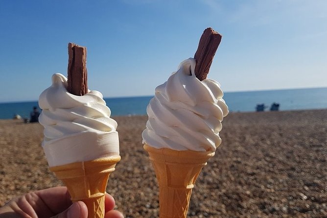 Brighton Coastal Tour - Bikes, helmets, and comfort on mostly level riding