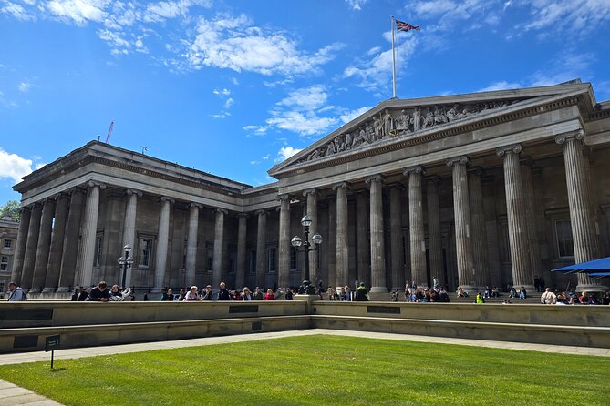 British Museum Guided Tour with Priority Timeslots(Small Group) - Meeting on Great Russell Street and what the flow feels like