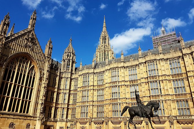 British Royalty & Westminster Abbey Tour - Whitehall and Downing Street, where the history is built into the street