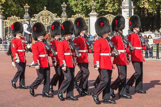 Buckingham Palace & Changing of the Guard Experience - Key highlights worth planning around