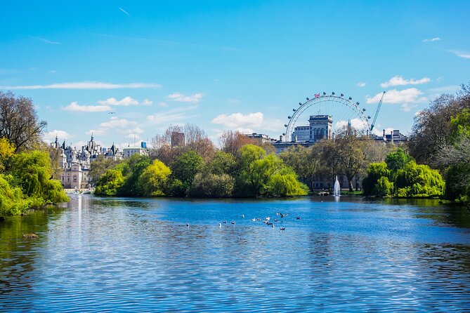 Buckingham Palace, Changing of the Guard & Thames Boat Ride - A royal route that makes The Crown feel real
