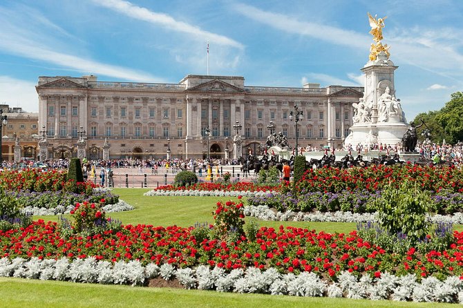 Buckingham Palace Entrance Ticket & Changing of the Guard Tour - Buckingham Palace State Rooms: what self-guided really means once you’re inside