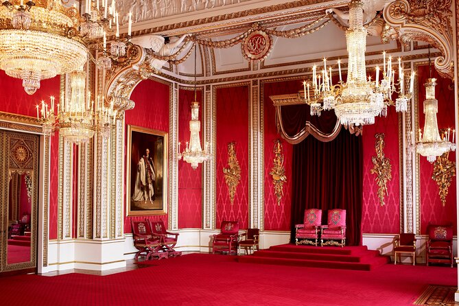 Buckingham Palace Entrance Ticket & Changing of the Guard Tour - Timing, crowds, and the headset reality