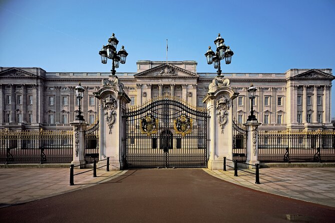 Buckingham Palace: Official State Rooms Entry Ticket - Ballroom and other ceremonial rooms: what to look for, and what can close