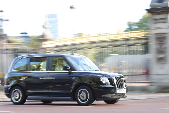 Buckingham Palace, St James Palace & Tea at Kensington Palace - The guide makes it work: stories that connect landmarks