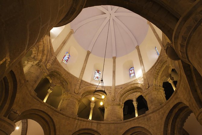 Cambridge University Walking Tour - Churches with big claims: St Edward’s, St Bene’t’s, and the Eagle