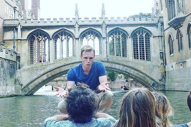 Cambridge Walking & Punting Tour by Alumni™ King’s College Option - Stops that build your Cambridge “mental map” fast