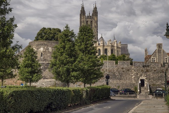 Canterbury Cathedral, Leeds Castle and Dover Castle Private Tour - Driver-led day: where it shines, and the limits to watch