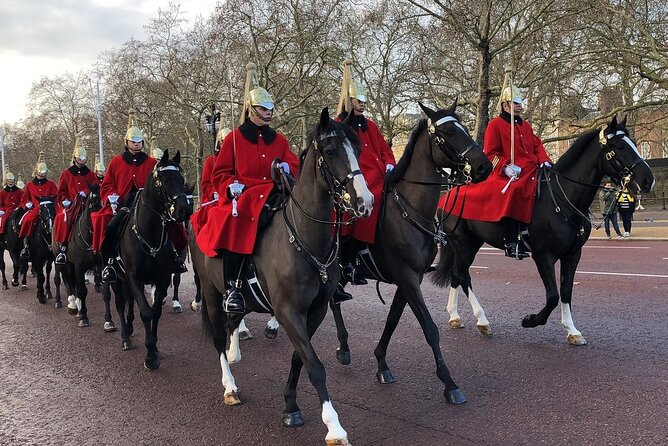Changing of the Guard Guided Walking Tour in London - Tour value: is $25.52 worth it?