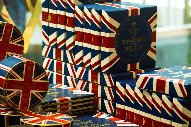 Changing of the Guard & Royal Food Tour with 15+ Tastings - The Ritz London Finale: Surprise Tea Box, Plus a Key Clarification