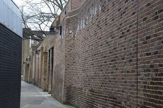 Charles Dickens London Walking Tour - Price and value, is $23.18 a fair deal?
