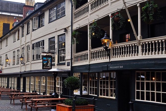 Charles Dickens Old London - Very Small Group Tour - St Mary Aldermary’s church-cafe stop: a quick reset in a working setting