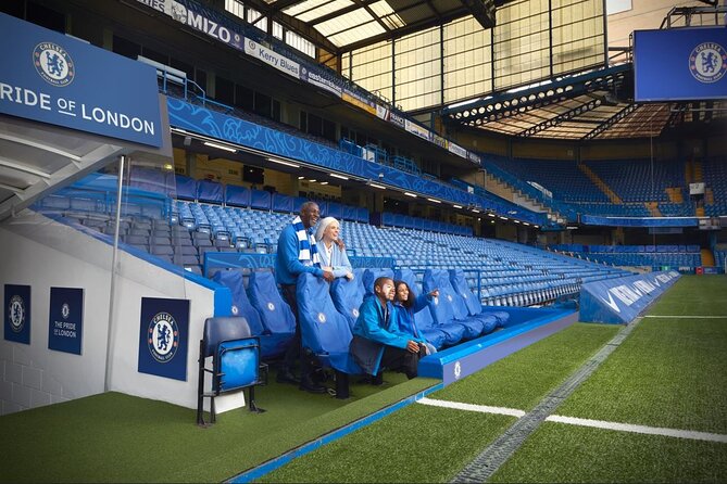 Chelsea FC Stadium Tours and Museum - Press room and stands: photo spots, but manage your timing