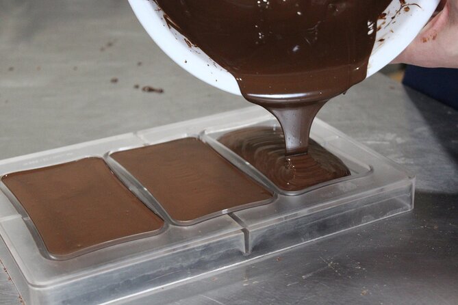 Chocolate Bar Making Workshop - York Cocoa Works - Tempering chocolate, plus the practical temperature tricks