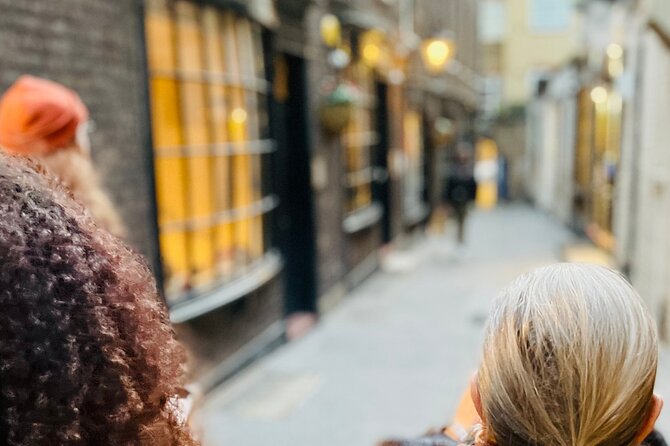 Christmas Lights and Markets Guided Walking Tour with Mulled Wine - Mulled Wine and Market Atmosphere: What You Actually Get