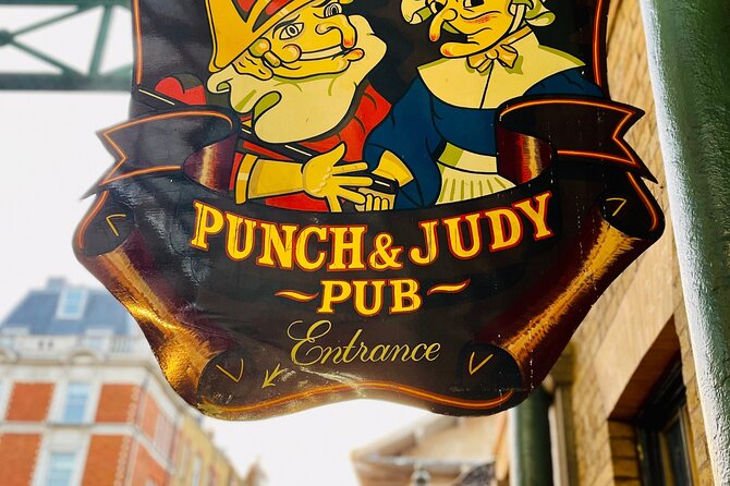 Christmas Lights and Markets Guided Walking Tour with Mulled Wine - What a 10-Person Group Changes for Your Experience