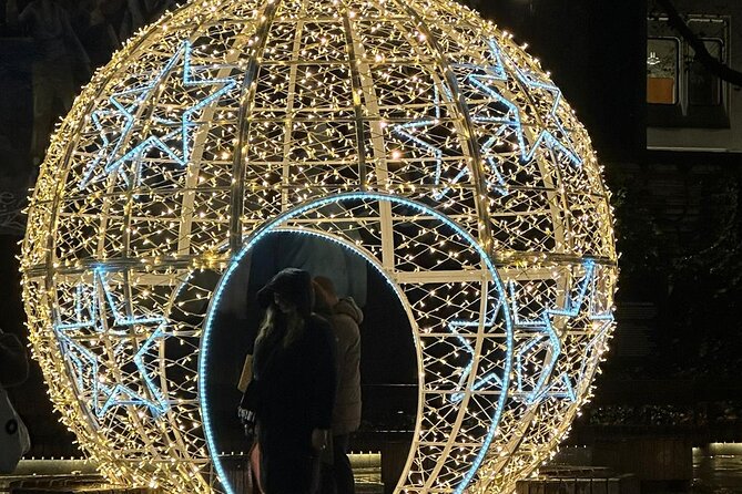 Christmas Lights and Markets London Taxi Tour - Regent Street’s Holiday Glow: Classic London Charm in Another 10 Minutes