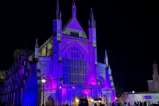 Christmas Mulled Wine Walk of Winchester - A Victorian Architecture Stop You Might Walk Past