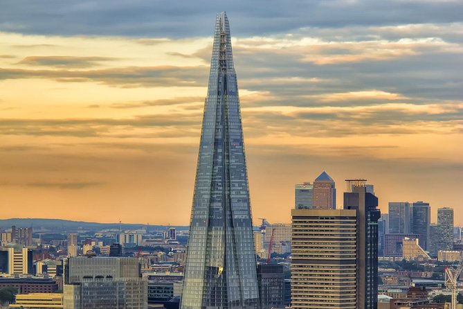 Churchill's War Rooms & London's Top Sights Tour - Trafalgar Square, Horse Guards, and Whitehall: quick hits with great photo angles