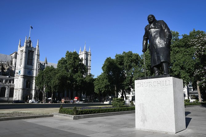Churchill's War Rooms & London's Top Sights Tour - Southbank to St Paul’s: bridges, domes, and a more human London pace