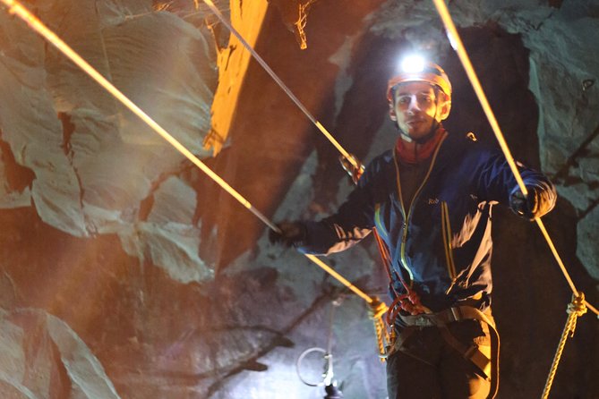 Climb in the Mine - Gear, harness, lights, and how the safety cable shapes your comfort