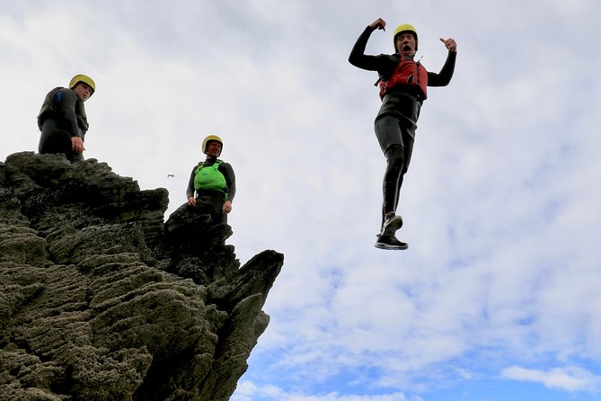 Coasteering - Cave time, the thrill with a safety mindset