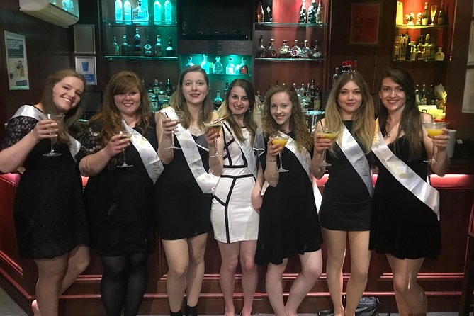 Cocktail Classes in Bristol, England - Three cocktails included: why that’s the real value