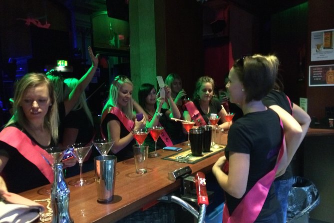 Cocktail Classes in Bristol, England - The workshop flow: from first pour to your final shake