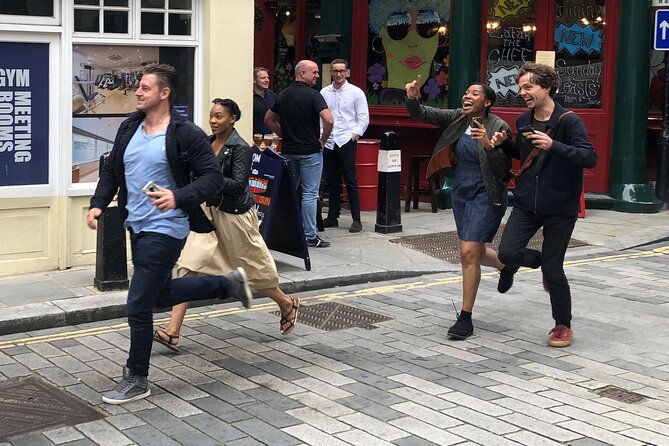 Colombia's Finest Outdoor Murder Mystery London - How the Interactive Map and Virtual Contacts Run the Hunt