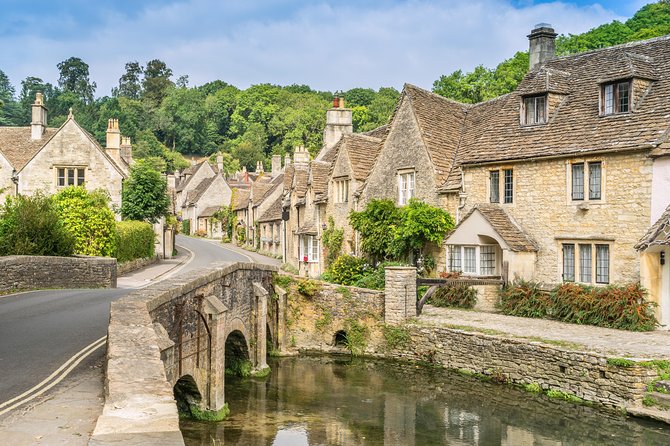 Cotswolds, Oxford & Blenheim Palace Private Tour - Hotel pickup - Blenheim Palace for Churchill fans: lake views, family features, and ticket math
